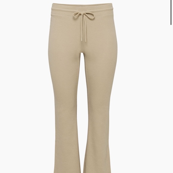 Aritzia Sunday best pants - Picture 4 of 5